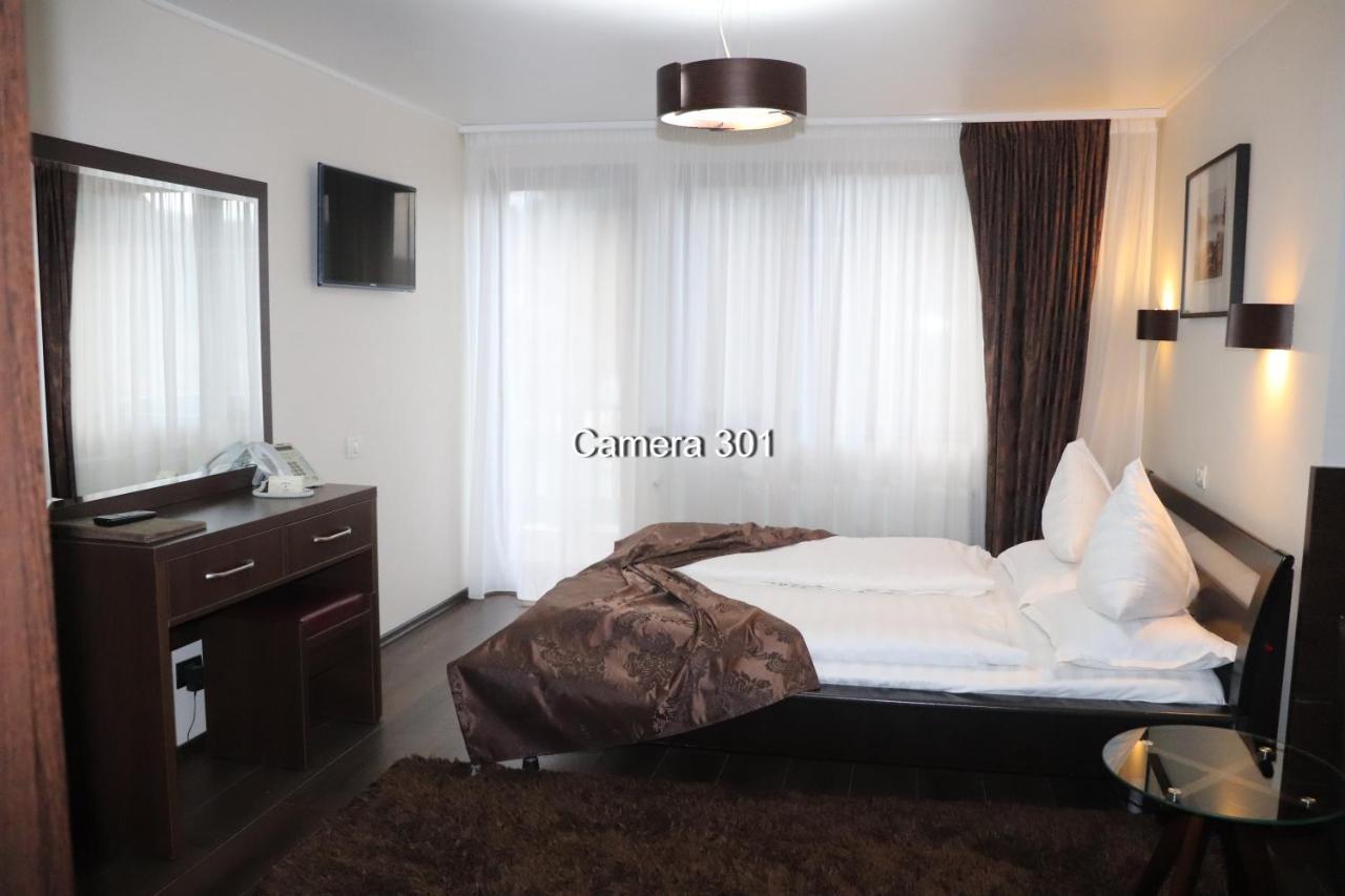 Complex Cochet Hotel Buşteni Eksteriør billede