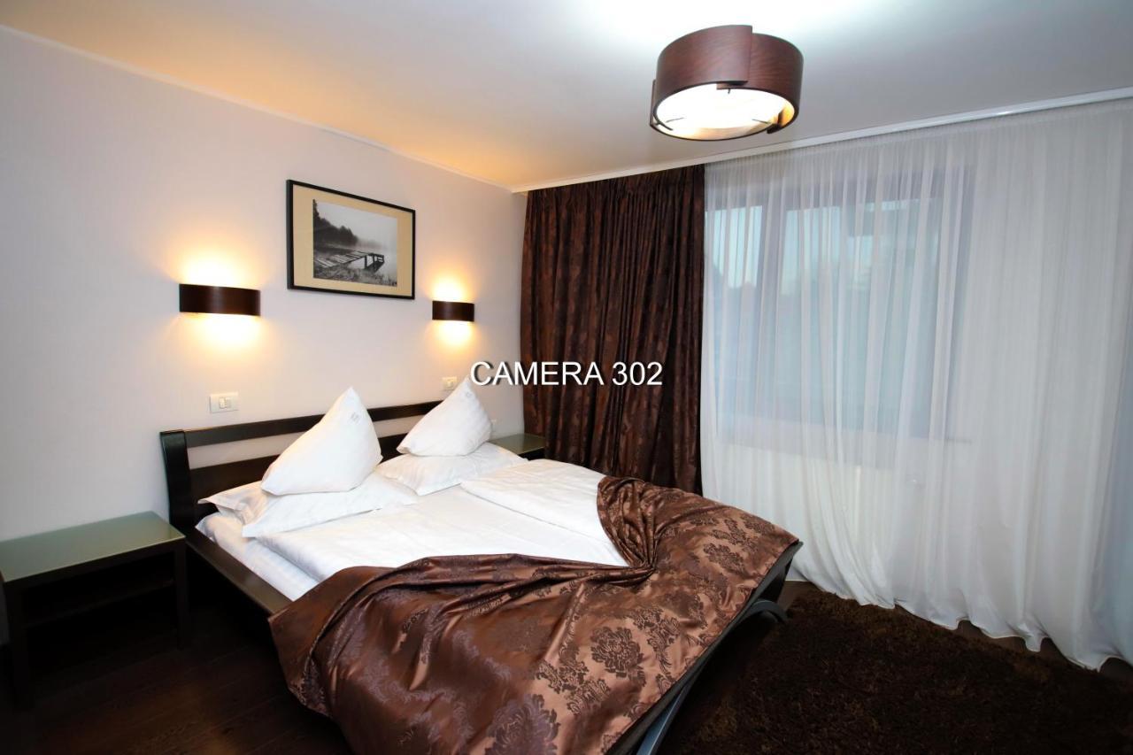 Complex Cochet Hotel Buşteni Eksteriør billede