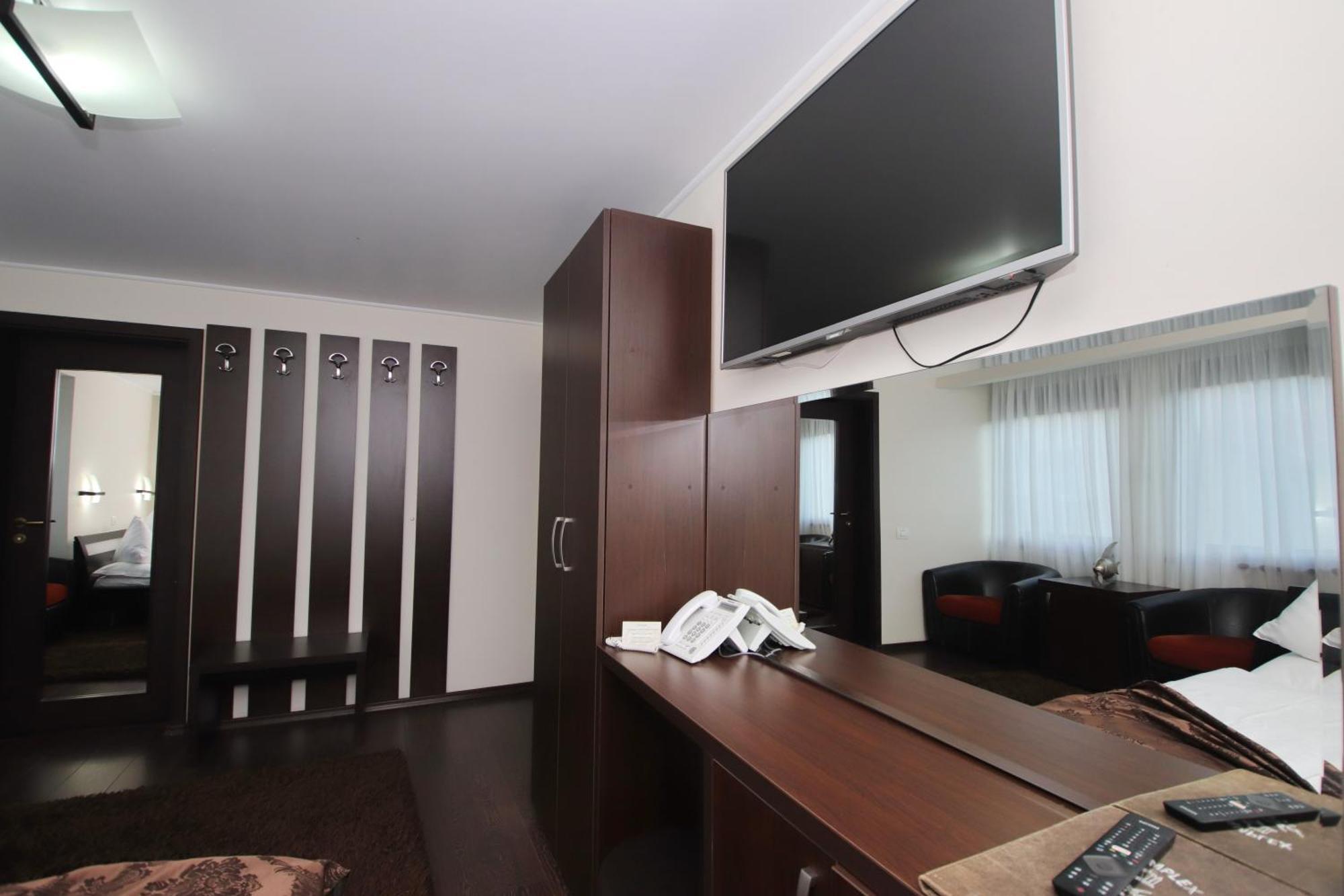 Complex Cochet Hotel Buşteni Eksteriør billede